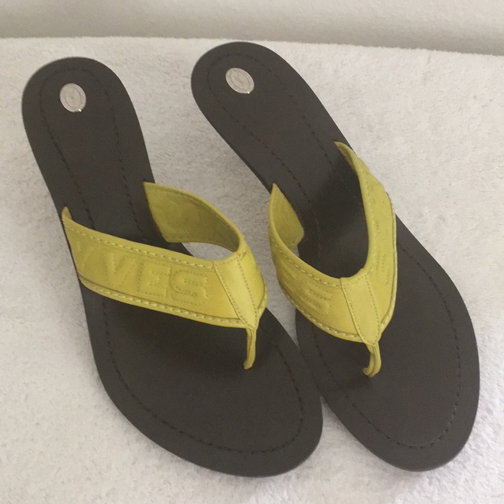 Ysl heeled sandals in lime green with brown bottom
